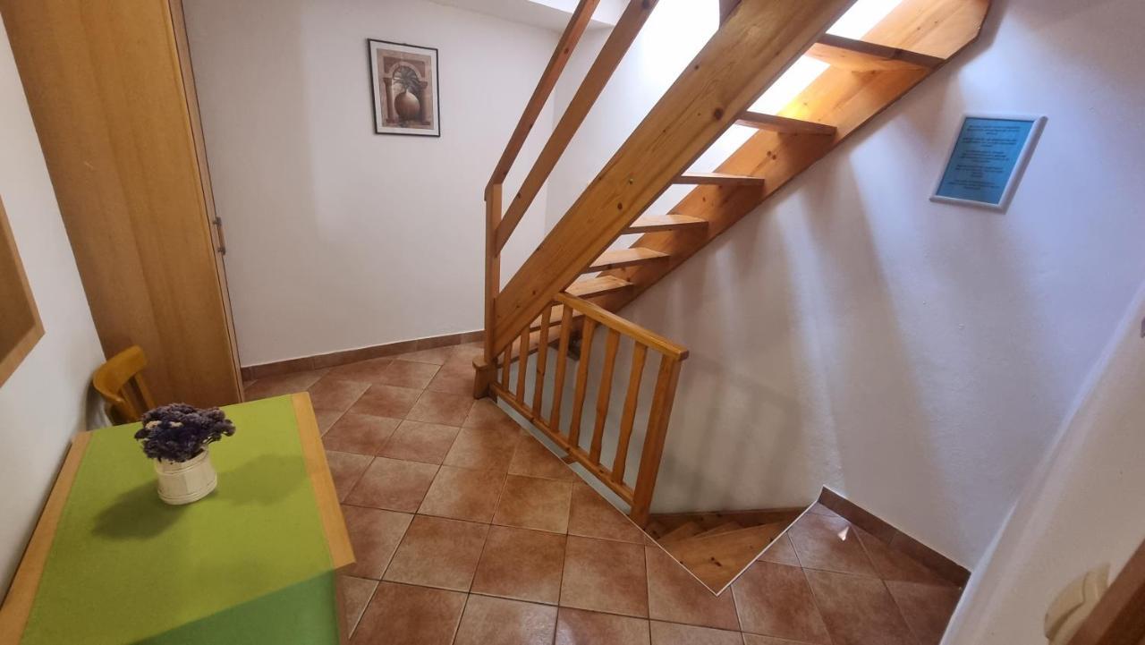 Apartment Igor With Balcony And Sea View บัชกา ภายนอก รูปภาพ