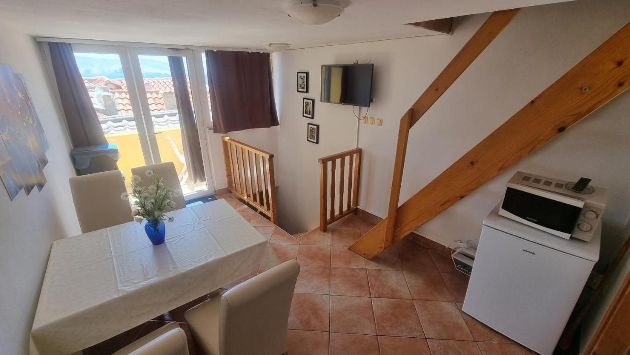 Apartment Igor With Balcony And Sea View บัชกา ภายนอก รูปภาพ